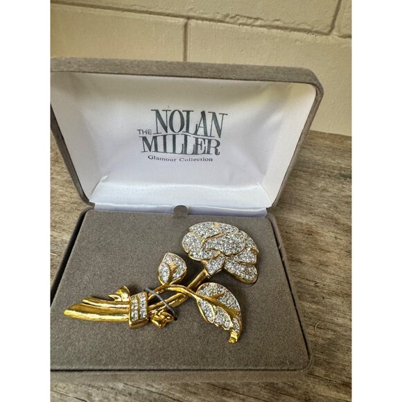 Nolan Miller Brooch The Pave Rose Pin Gold Tone Crystal Rhinestones.New in Box - Picture 4 of 4